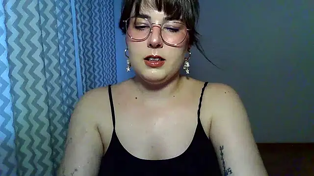 ClaraHard online show from 06/29/26, 06:29