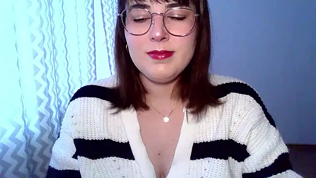 ClaraHard online show from 07/09/26, 08:59
