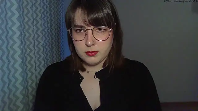 Snapshot of ClaraHard chatting on 05/04/26, 05:49 ClaraHard online show from 05/04/26, 05:49