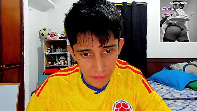 Snapshot of gomitaboy1 chatting on 07/17/26, 07:22 gomitaboy1 online show from 07/17/26, 07:22