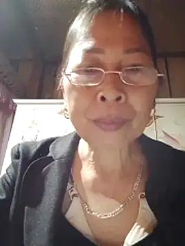 Snapshot of Sky-rain98 chatting on 03/20/26, 10:11 Sky-rain98 online show from 03/20/26, 10:11