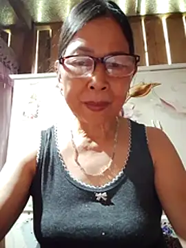 Snapshot of Sky-rain98 chatting on 05/15/26, 07:39 Sky-rain98 online show from 05/15/26, 07:39