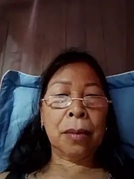 Snapshot of Sky-rain98 chatting on 03/22/26, 09:38 Sky-rain98 online show from 03/22/26, 09:38