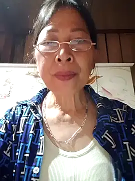 Snapshot of Sky-rain98 chatting on 03/25/26, 09:03 Sky-rain98 online show from 03/25/26, 09:03