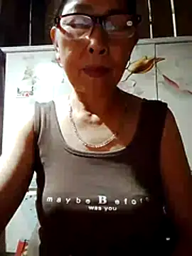 Snapshot of Sky-rain98 chatting on 05/06/26, 11:31 Sky-rain98 online show from 05/06/26, 11:31