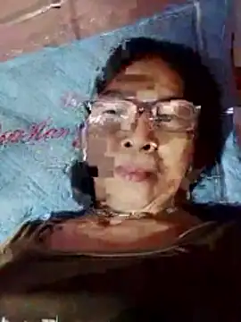 Snapshot of Sky-rain98 chatting on 05/13/26, 06:48 Sky-rain98 online show from 05/13/26, 06:48