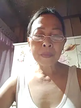 Snapshot of Sky-rain98 chatting on 04/05/26, 01:51 Sky-rain98 online show from 04/05/26, 01:51