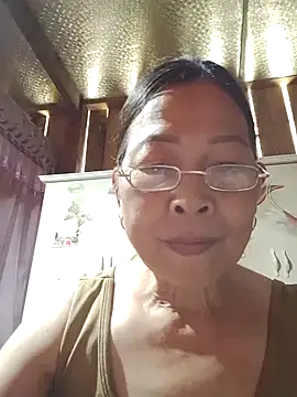 Snapshot of Sky-rain98 chatting on 04/12/26, 04:05 Sky-rain98 online show from 04/12/26, 04:05