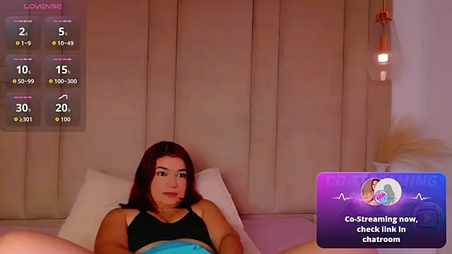 Snapshot of PaulaVegaa chatting on 07/18/26, 06:00 PaulaVegaa online show from 07/18/26, 06:00