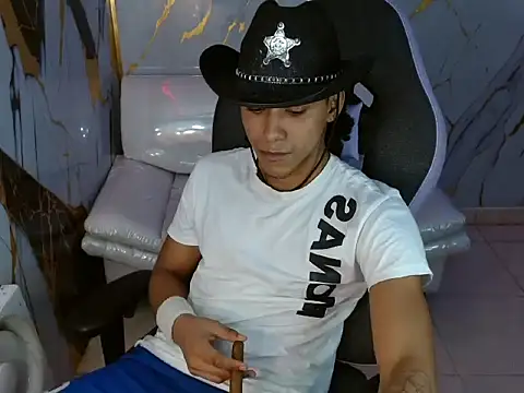 taylor bigdick18 online show from 03/29/26, 02:02