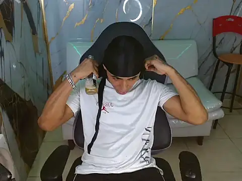 taylor bigdick18 online show from 03/27/26, 01:14