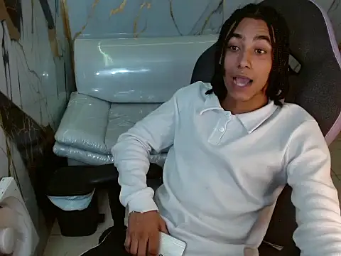 taylor bigdick18 online show from 03/15/26, 02:07