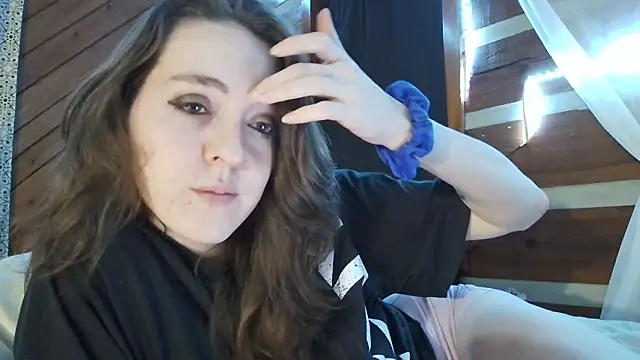 PixieGal01 online show from 03/09/26, 05:55