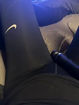 aleexii s online show from 04/23/26, 07:04