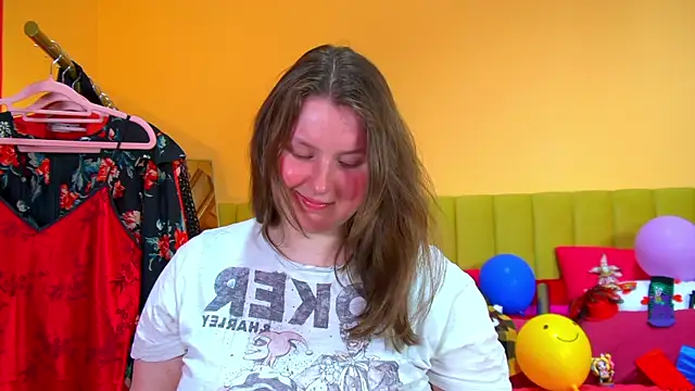MelodyMoores online show from 05/16/26, 06:23