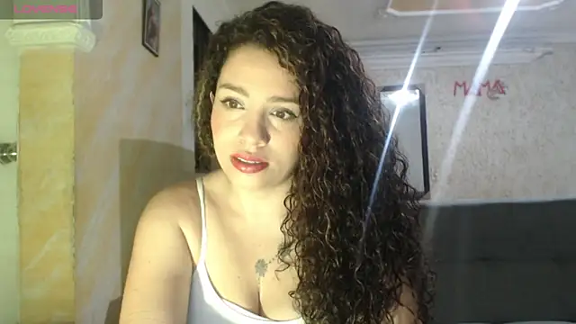 melany montenegro online show from 06/11/26, 06:43