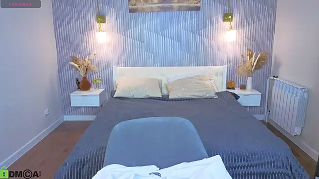 Crystal-Lace online show from 05/11/26, 12:56