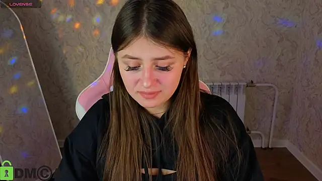 Snapshot of Crystal-Lace chatting on 03/19/26, 01:16 Crystal-Lace online show from 03/19/26, 01:16