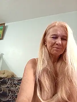 Snapshot of ViktoriaSexi1 chatting on 05/16/26, 05:45 ViktoriaSexi1 online show from 05/16/26, 05:45
