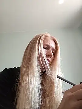 ViktoriaSexi1 online show from 04/13/26, 09:24