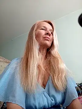 Snapshot of ViktoriaSexi1 chatting on 04/28/26, 05:01 ViktoriaSexi1 online show from 04/28/26, 05:01