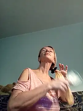 ViktoriaSexi1 online show from 03/24/26, 09:59