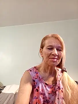 ViktoriaSexi1 online show from 04/04/26, 07:42