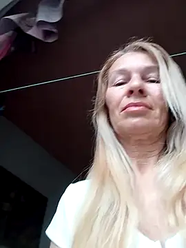 ViktoriaSexi1 online show from 04/04/26, 05:03