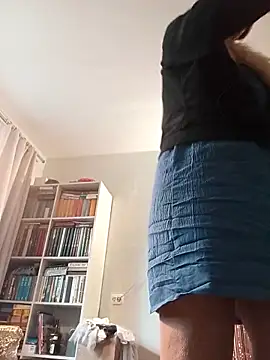 ViktoriaSexi1 online show from 04/18/26, 03:42