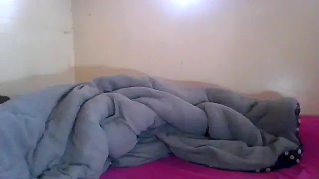 Snapshot of simphiwe23 chatting on 07/06/26, 05:14 simphiwe23 online show from 07/06/26, 05:14