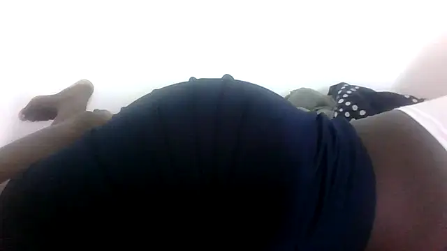 simphiwe23 online show from 04/12/26, 11:35