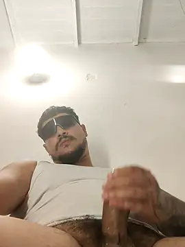 BadboyDirty1 online show from 05/07/26, 09:07