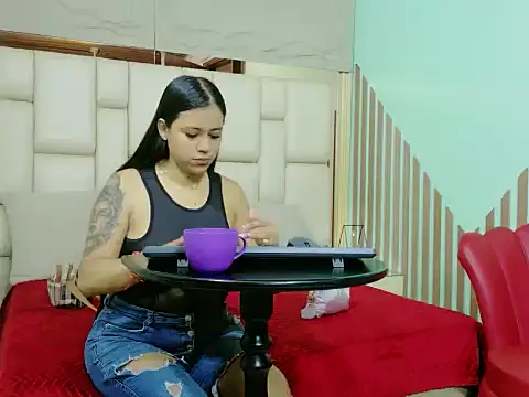 VikyANDfer online show from 03/31/26, 12:51