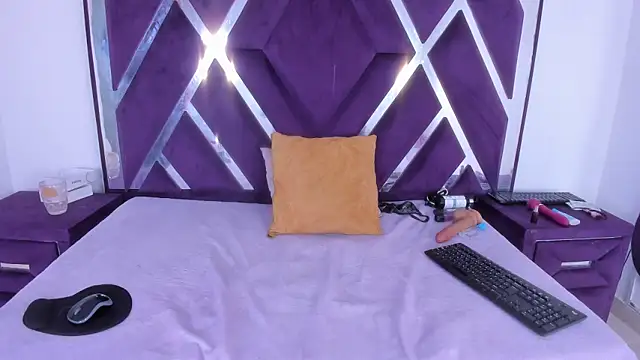 Mairaasm online show from 04/18/26, 04:53