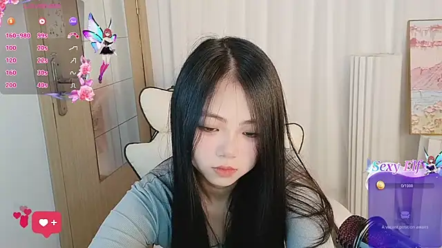 Snapshot of Noelle-2007 chatting on 03/22/26, 01:23 Noelle-2007 online show from 03/22/26, 01:23