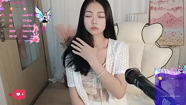 Snapshot of Noelle-2007 chatting on 03/21/26, 08:41 Noelle-2007 online show from 03/21/26, 08:41