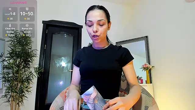 Cheerishh online show from 04/27/26, 10:24