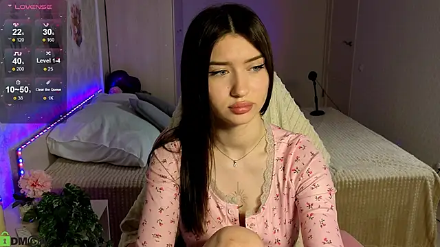 Sugar Kitten12 online show from 06/14/26, 02:24