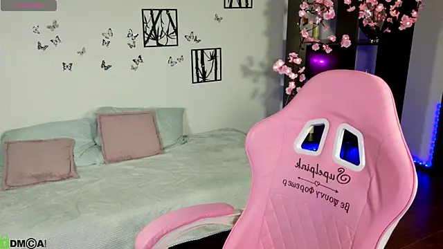 Sugar Kitten12 online show from 04/24/26, 02:02