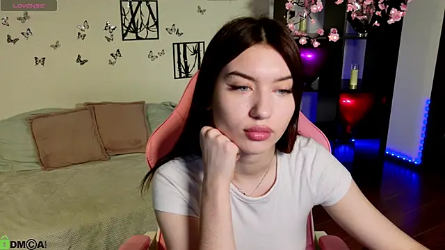 Sugar Kitten12 online show from 04/25/26, 01:08