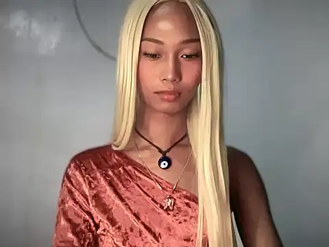 Sunkissed seductress online show from 03/26/26, 07:34