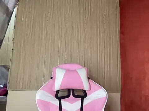 Sunkissed seductress online show from 04/08/26, 03:46