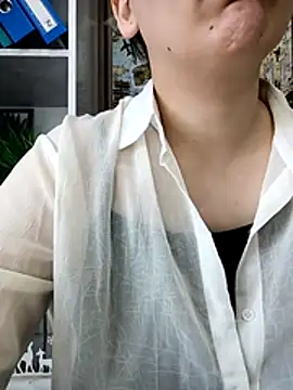 Emi hot1 online show from 03/14/26, 11:16