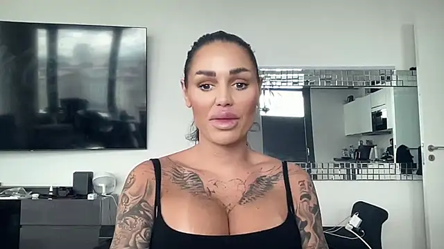 AMBER HARD online show from 03/14/26, 01:17