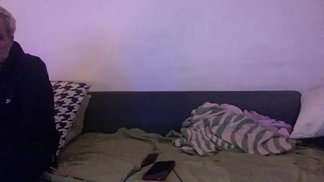 chiara-mario online show from 04/18/26, 08:42