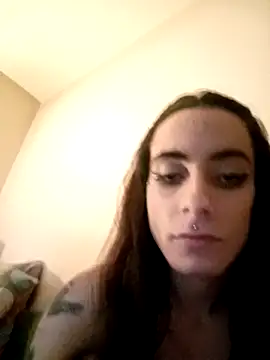 Snapshot of chiara-mario chatting on 04/05/26, 06:14 chiara-mario online show from 04/05/26, 06:14