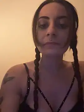 chiara-mario online show from 05/05/26, 03:53