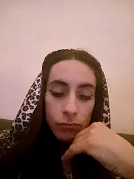 Snapshot of chiara-mario chatting on 03/28/26, 05:47 chiara-mario online show from 03/28/26, 05:47