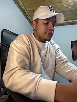 OliverTabordaa online show from 03/06/26, 10:54