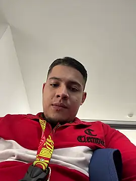 OliverTabordaa online show from 04/09/26, 06:36